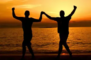 Dance-to-the-Tune